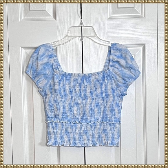 NWT Lush Blue White Tie Dye Elastic Ruffle Cap Sleeve Crop Top Size Small - Picture 1 of 8